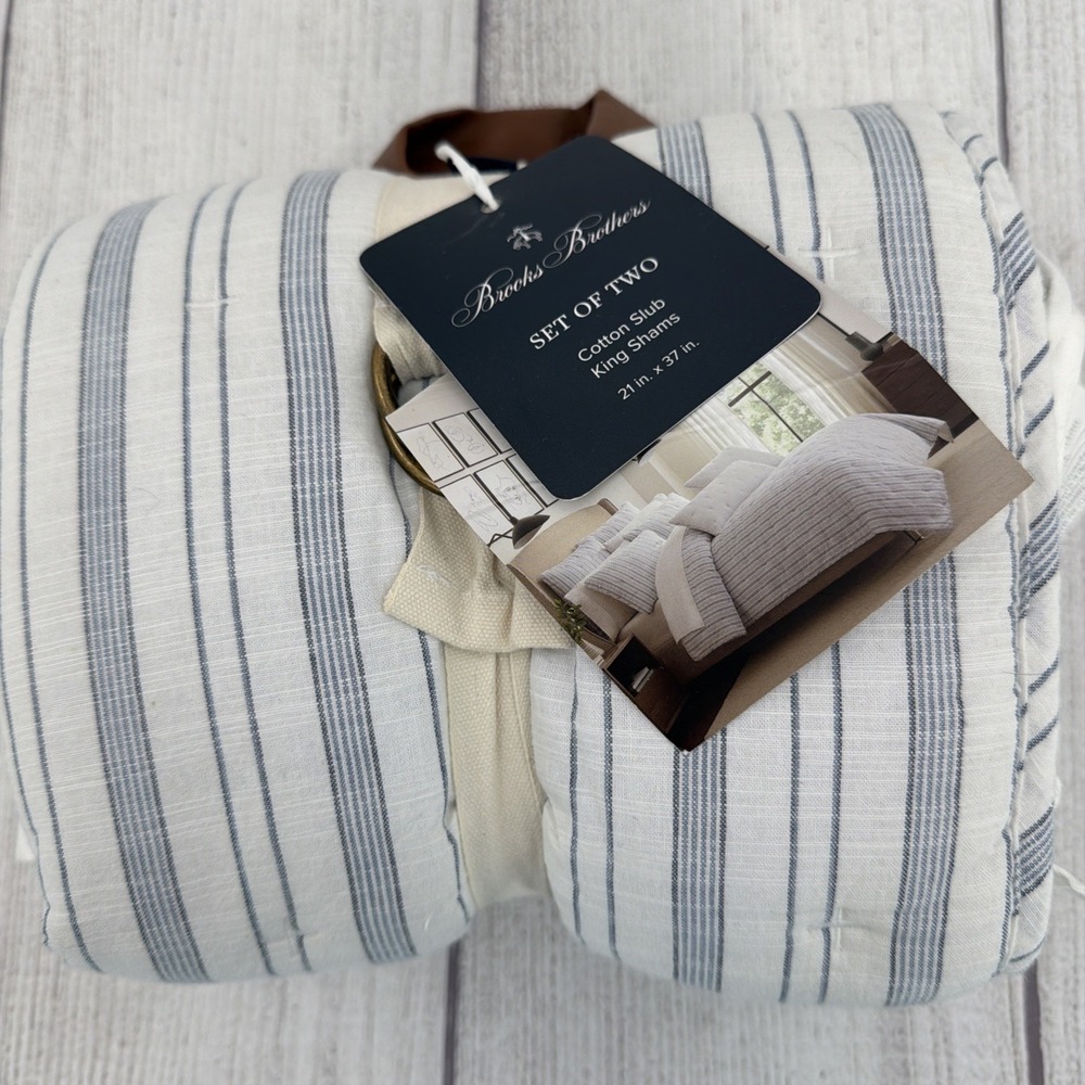 Brooks Brothers Pillow Shams KING White Blue Stripe 100% Cotton Slub Quilted